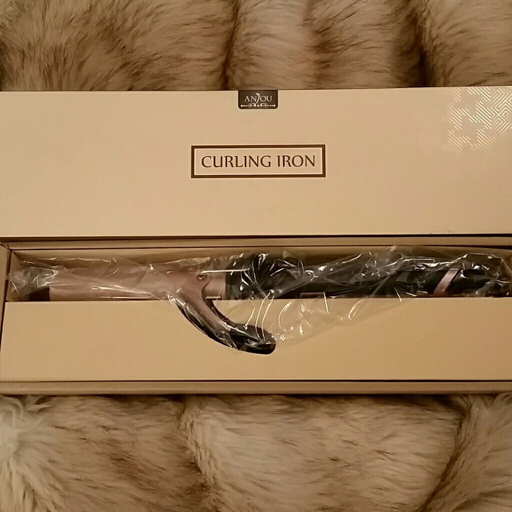 Brand New Good Quality Hair Curling Iron